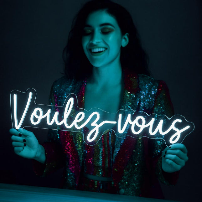 Néon LED 'Voulez-vous' bleu ice - Citation ABBA moderne décoration
