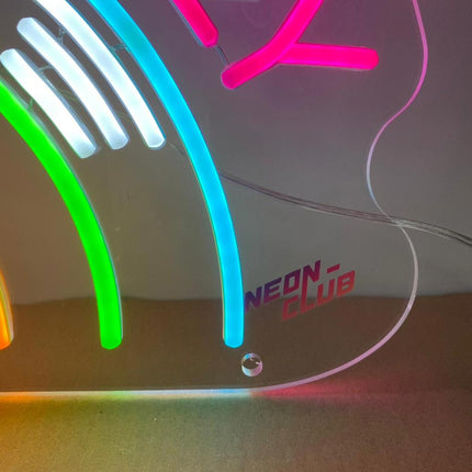 Néon LED 'We are Family' design - Valeurs familiales néon moderne
